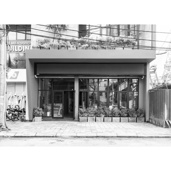 Gallery image mgm-front-entrance