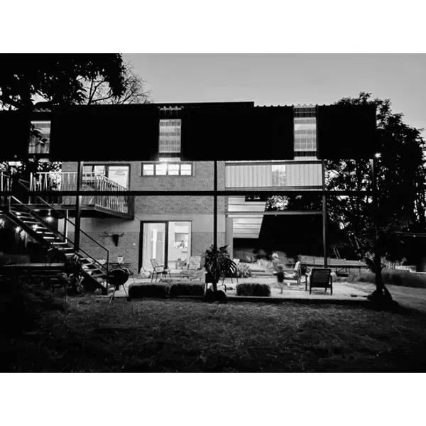 Gallery image lifehouse-exterior-02