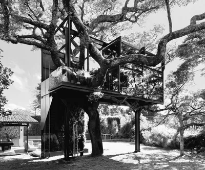 tree-house - treehouse-exterior-02a